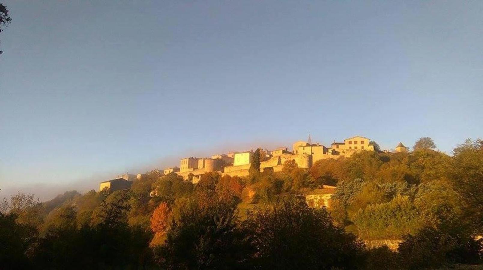 Seuls En Pleine Nature - Gite La Cote Blanche Puygaillard-de-Quercy ภายนอก รูปภาพ